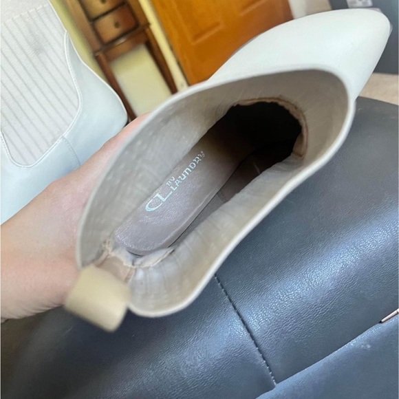 Cream heeled bootie size 8.5 - Picture 4 of 4